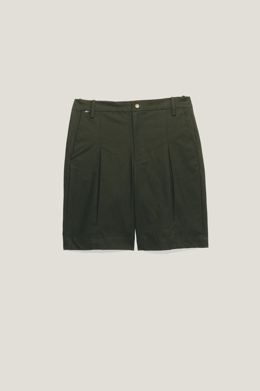 Bermuda Alfaiataria Prega Femme - Verde Militar